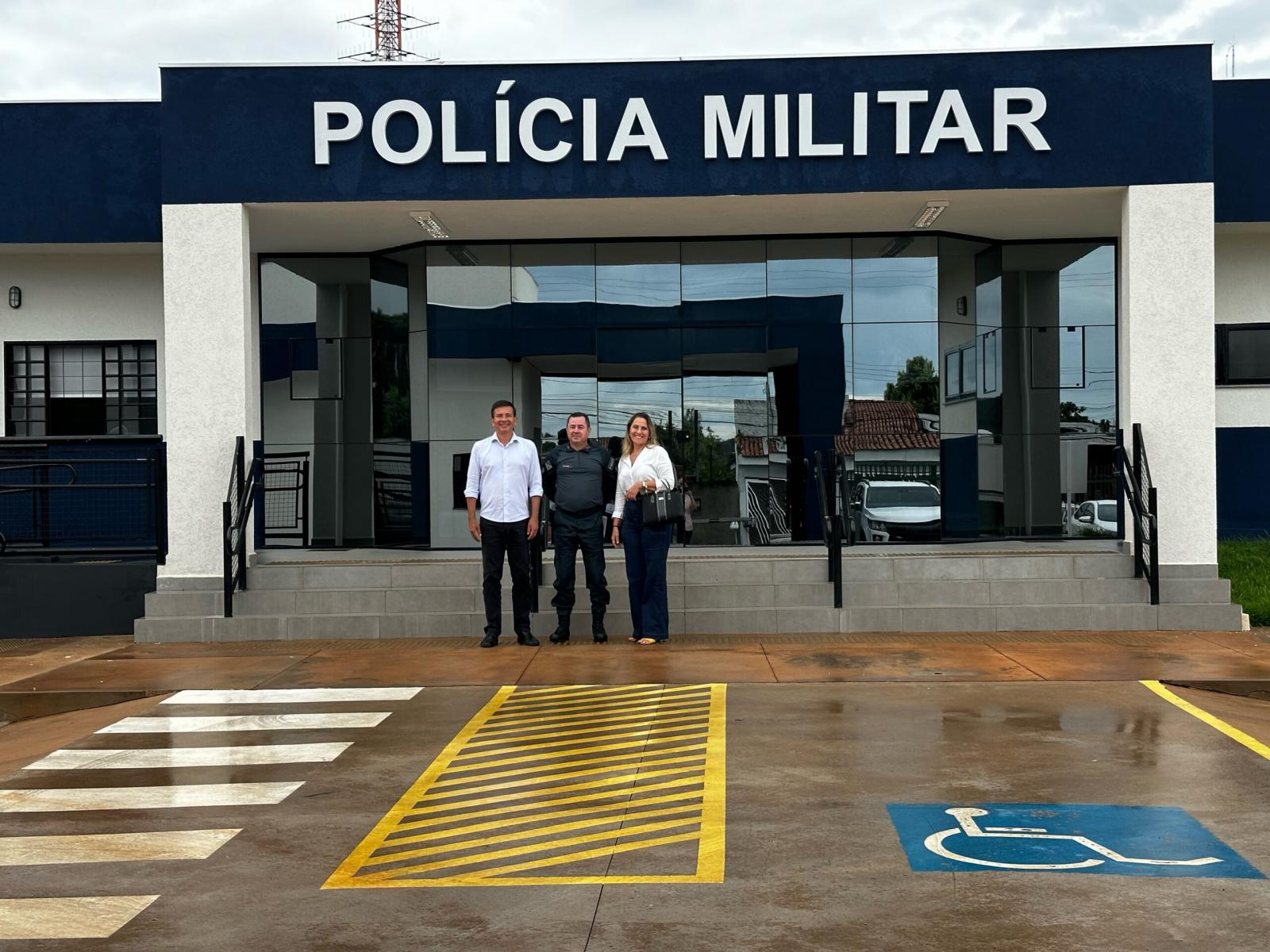 Comissão de Proteção dos Direitos da Criança e do Adolescente e representante do TJ visitam obra que será replicada para o CAI.