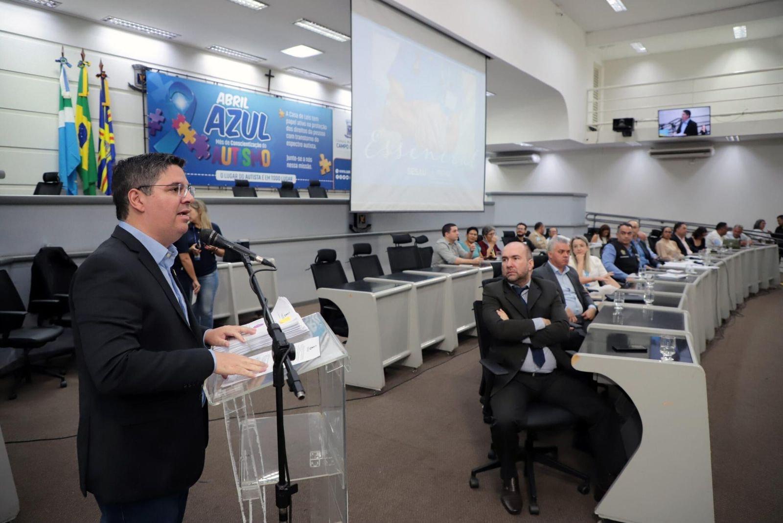 Dr. Victor Rocha aponta 12 pontos de melhorias urgentes na saúde pública de Campo Grande, durante audiência pública.