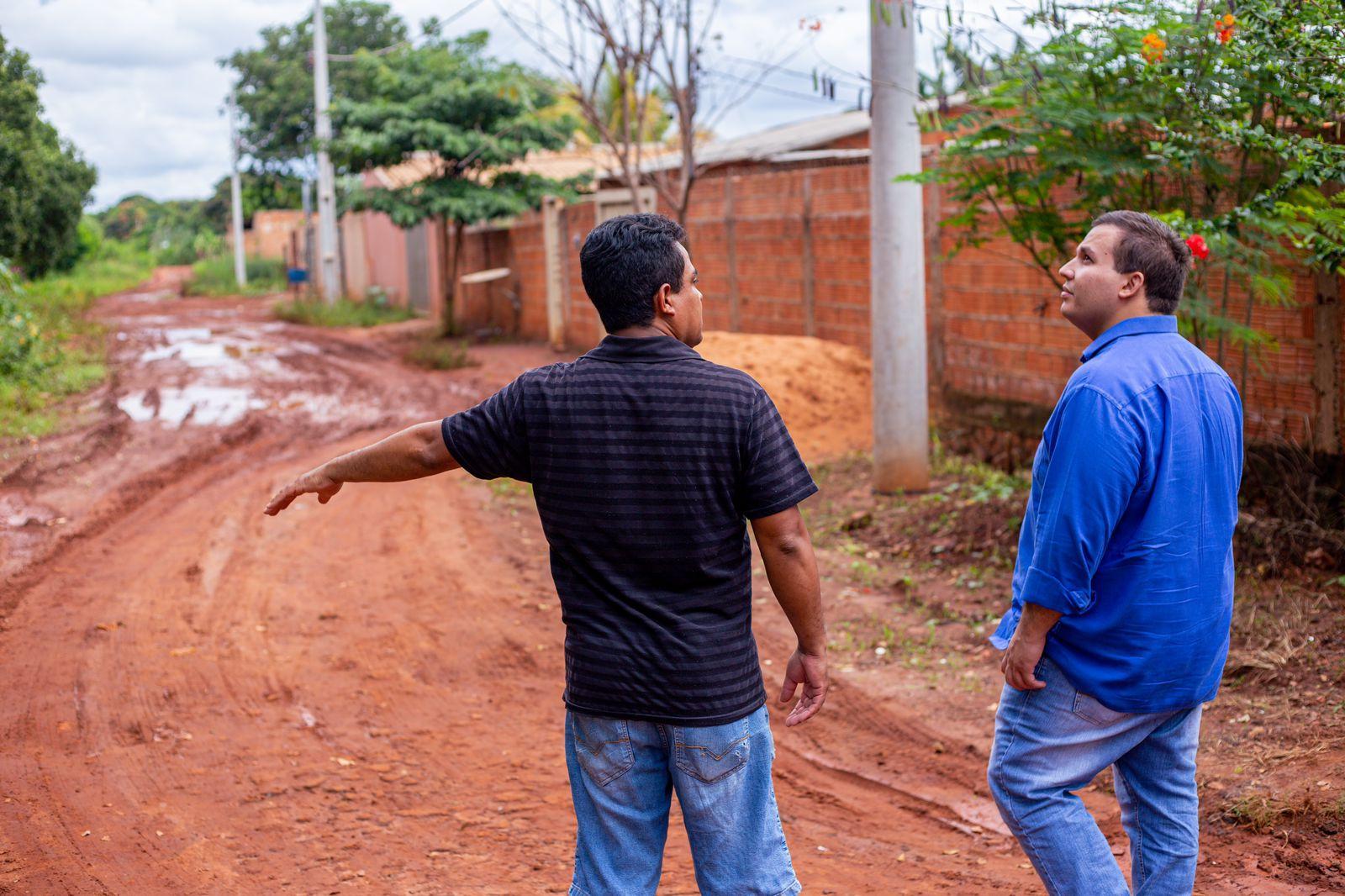 William Maksoud visita o bairro Jardim Botafogo e encaminha demandas dos moradores.