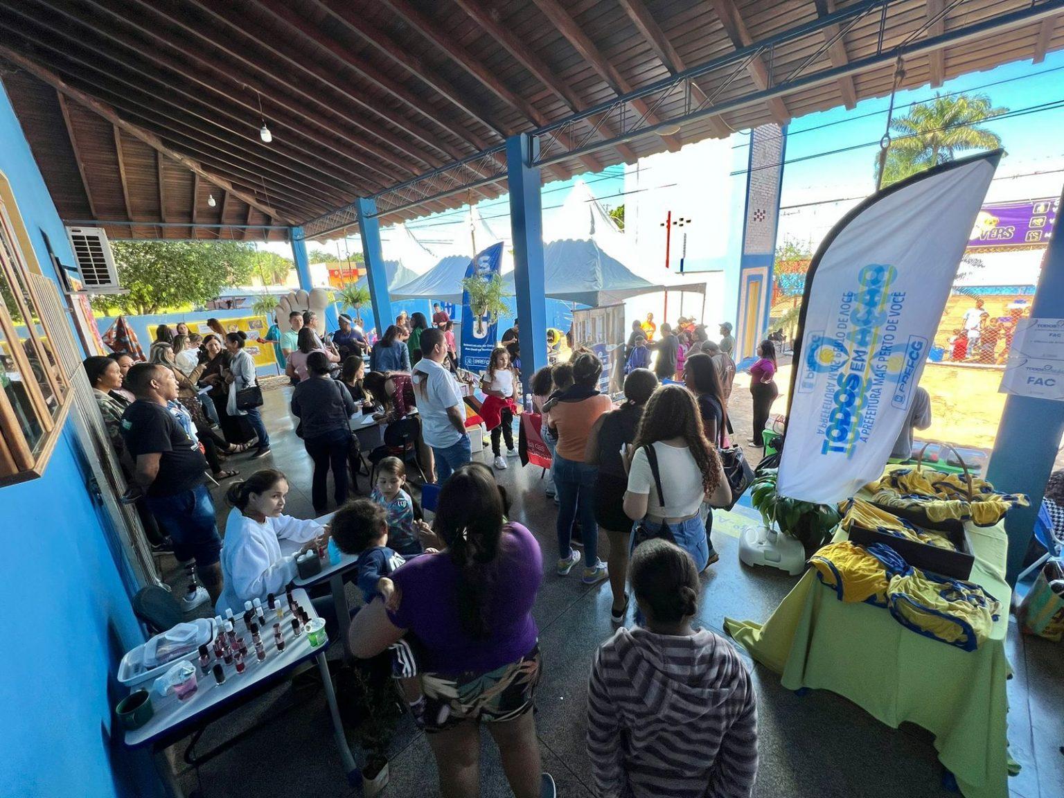 TODOS EM AÇÃO CHEGA COM MELHORIAS PARA MORADORES DE ANHANDUÍ.