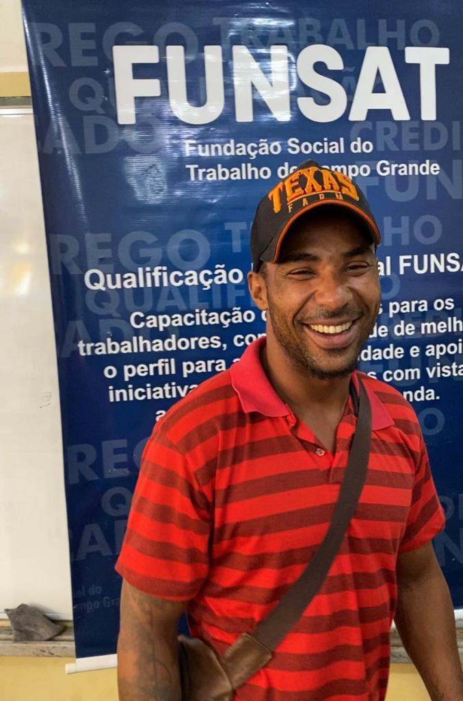 TODOS EM AÇÃO CHEGA COM MELHORIAS PARA MORADORES DE ANHANDUÍ.