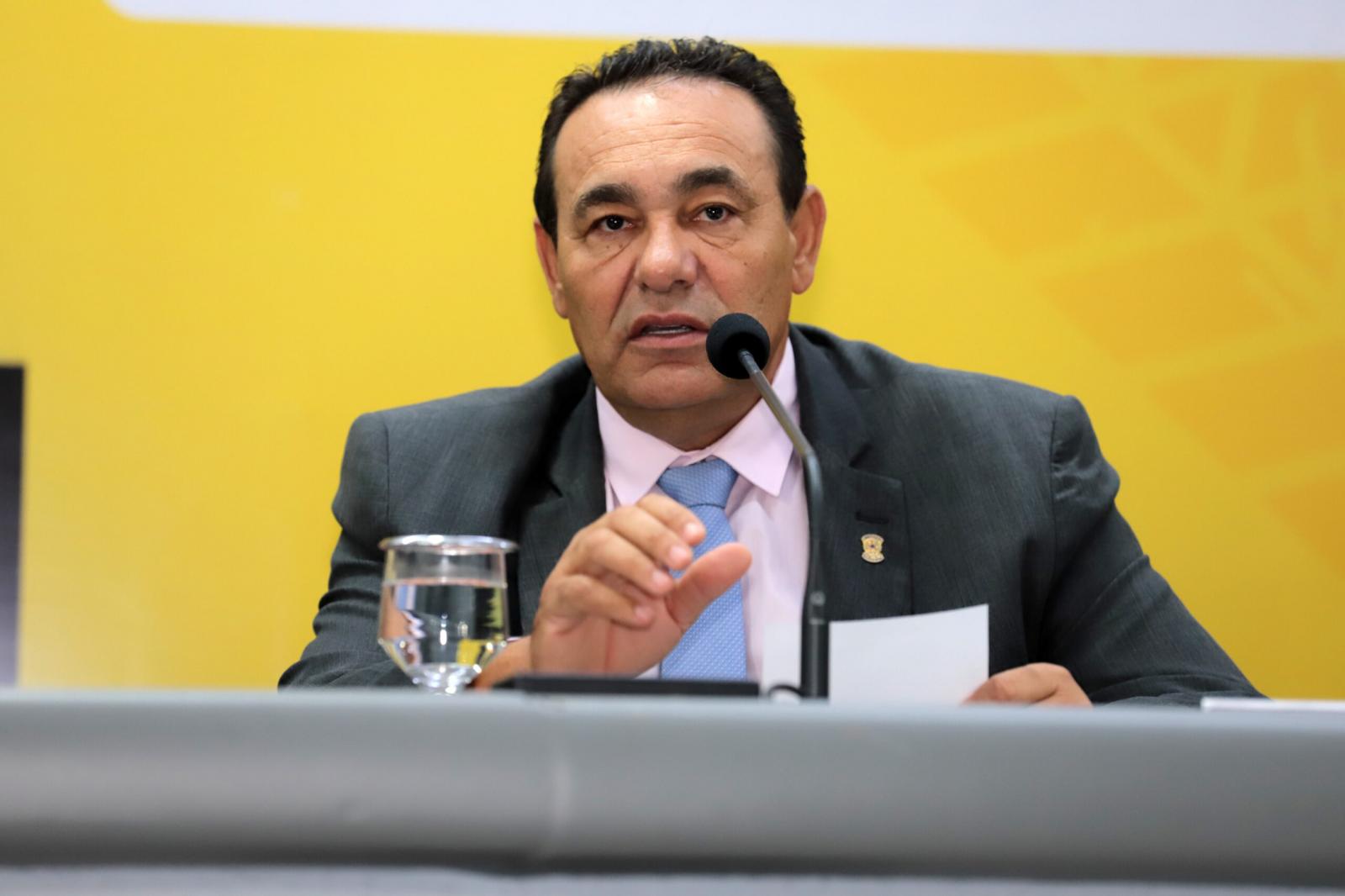 Vereador Carlão destaca aprovação de Projeto de Lei que permite ampliação do parcelamento de imóveis com construções irregulares.