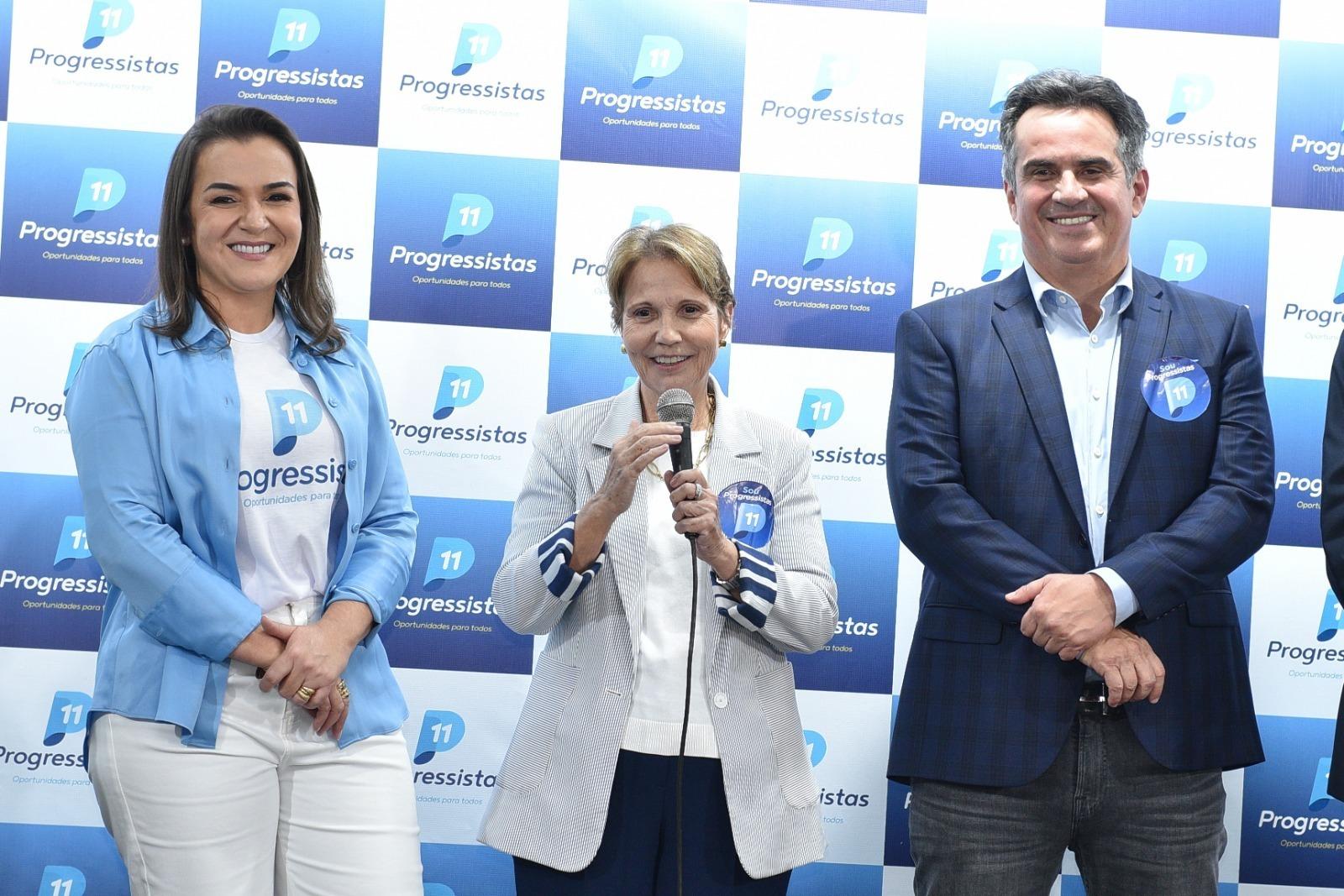 Ao lado de Tereza Cristina e mais de 5 mil pessoas, Adriane Lopes protagoniza o maior ato de filiação da história de MS ao se juntar ao PP.