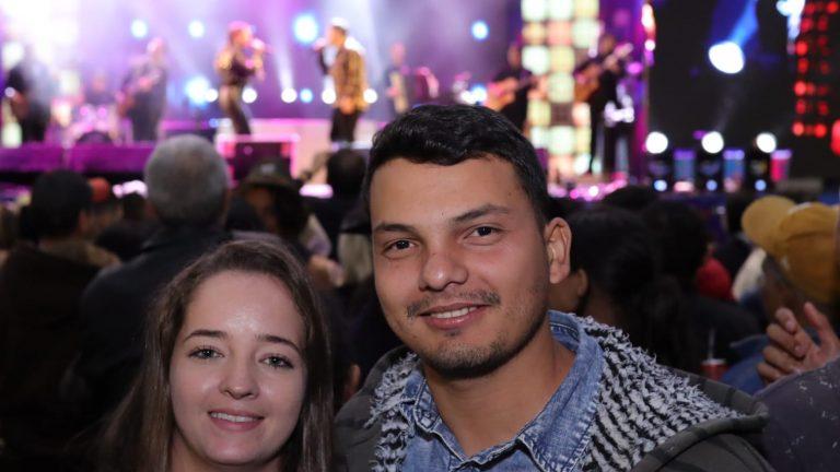 EMBALADOS POR MARIA CECILIA E RODOLFO, CASAIS CURTEM PENÚLTIMO DIA DE ARRAIAL DE SANTO ANTÔNIO DE CAMPO GRANDE.