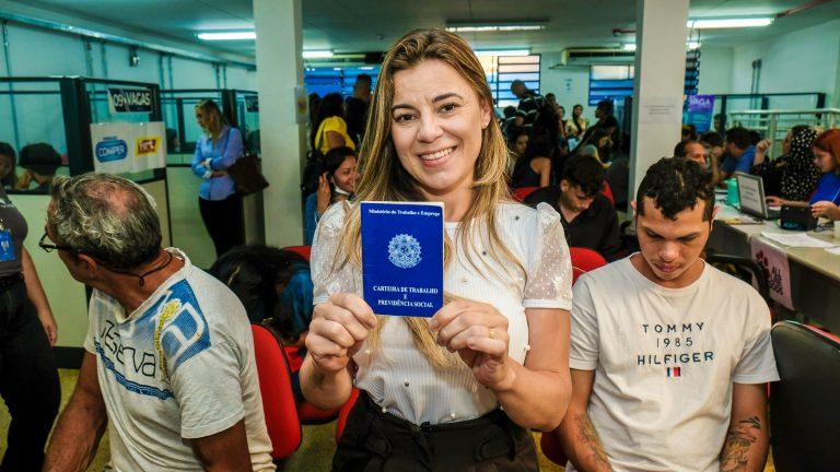 Funsat oferece 1.439 vagas de emprego em 160 funções nesta quarta-feira (21) Funsat oferece 1.439 vagas de emprego em 160 funções nesta quarta-feira (21)