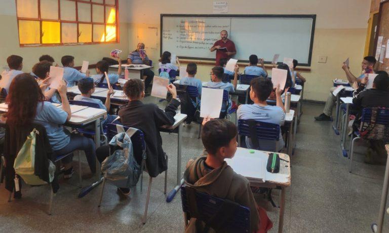 Prefeitura promove atividades socioeducativas de conscientização sobre a violência contra idosos.