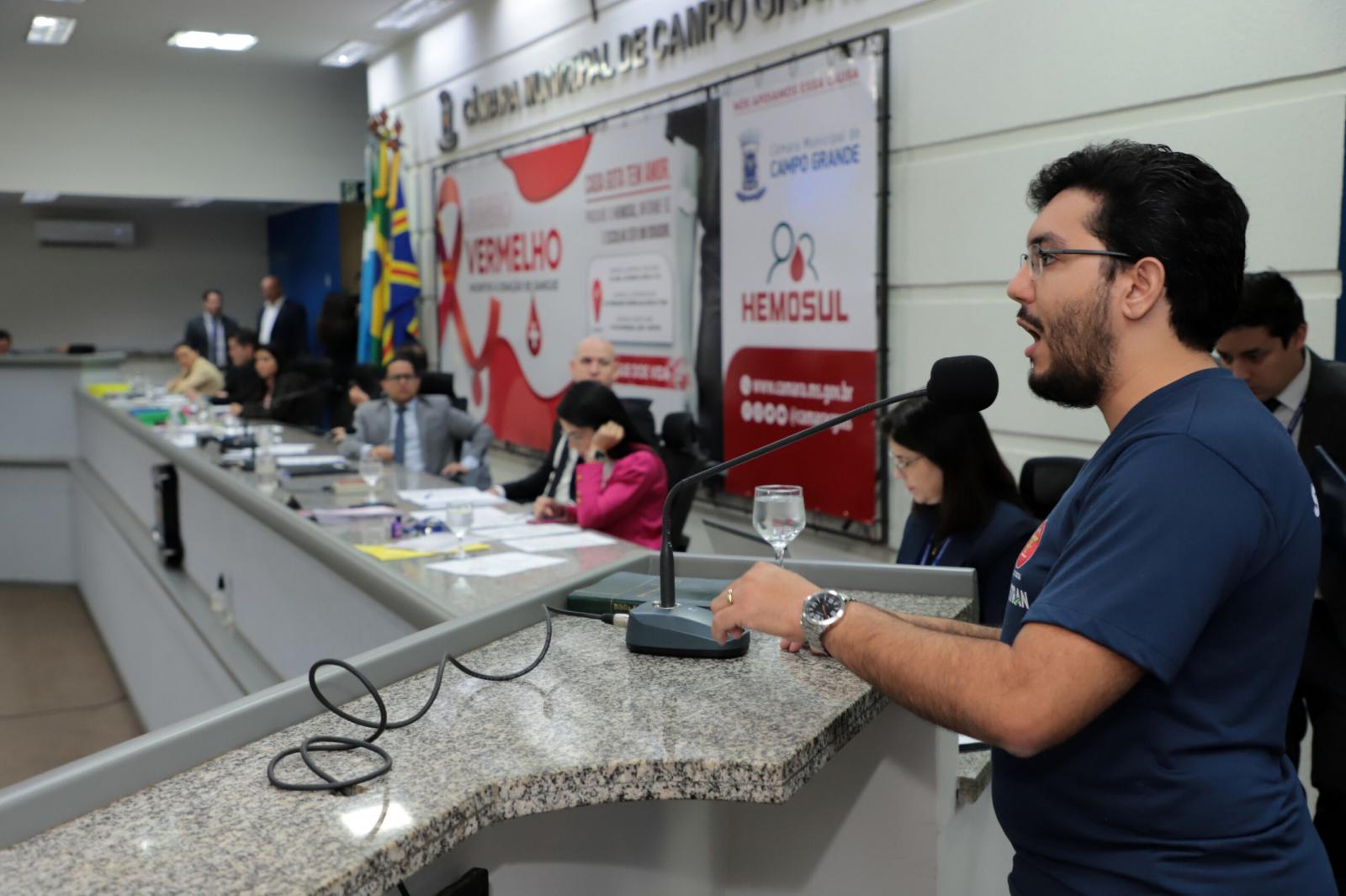 Na Palavra Livre, representante dos servidores do Detran fala sobre constitucionalização da segurança viária.