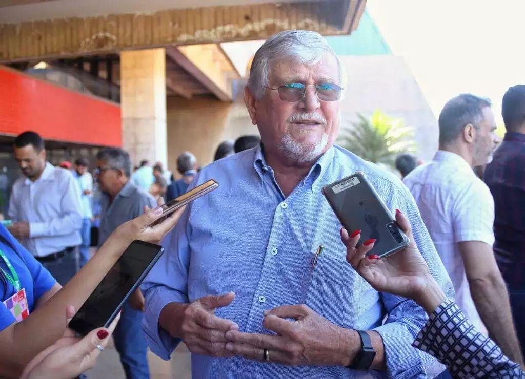 Governador Eduardo Riedel e Lula estão alinhados pela agricultura familiar, diz ministro na Capital 