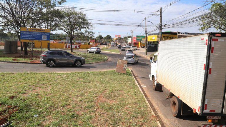 Avenida Três Barras será interditada para continuidade das obras de reordenamento na região.