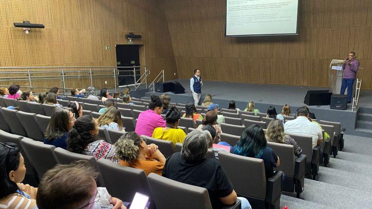 ENFRENTAMENTO À VIOLÊNCIA CONTRA A PESSOA IDOSA É TEMA DE OFICINA VOLTADA À PROFISSIONAIS DA REDE MUNICIPAL DE SAÚDE.