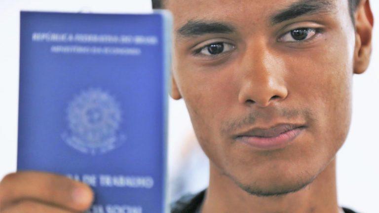 Funsat oferece 1.747 vagas de emprego em 257 empresas nesta quarta-feira.