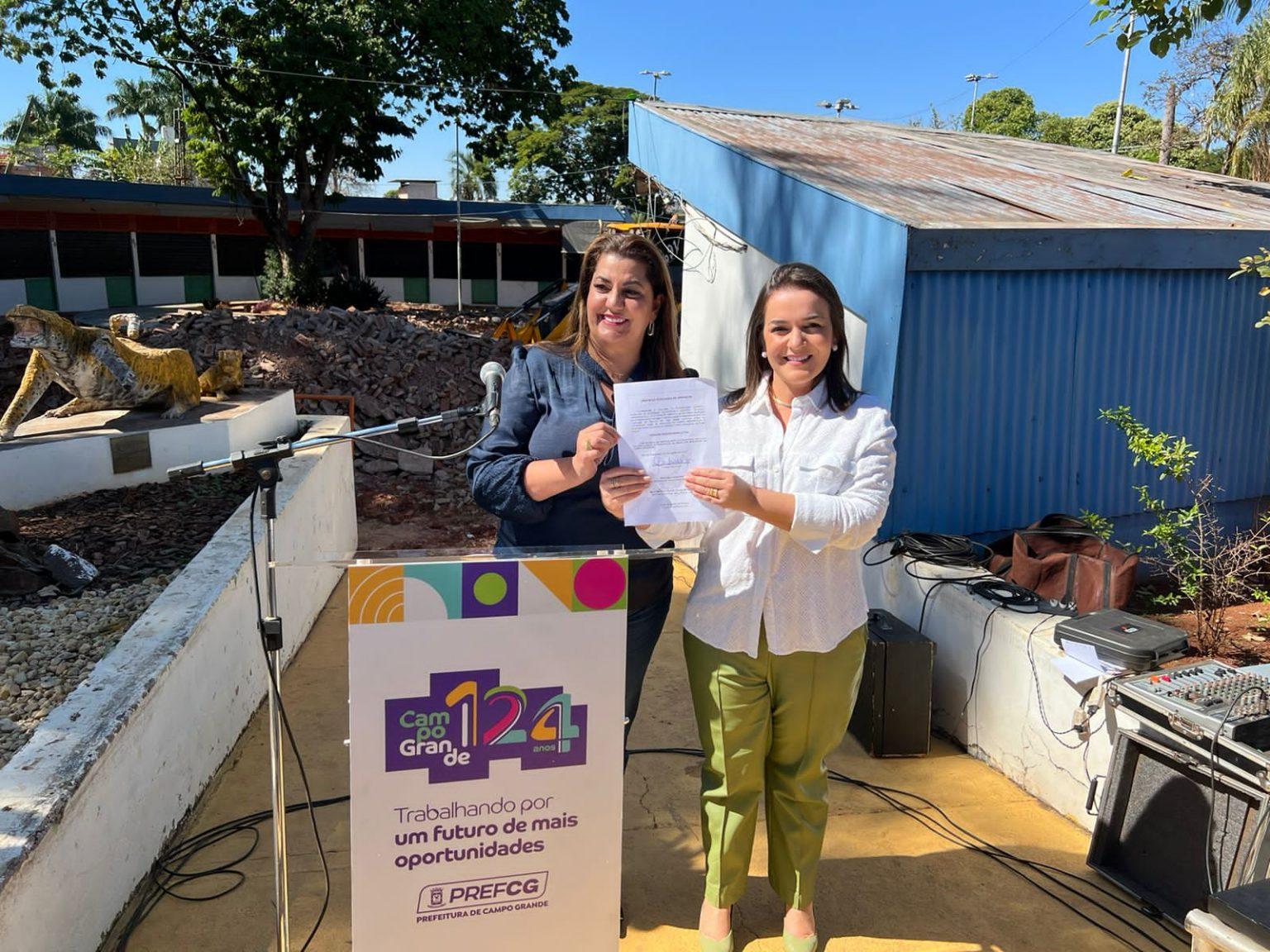 Praça dos Imigrantes será revitalizada pela Prefeitura após duas décadas.