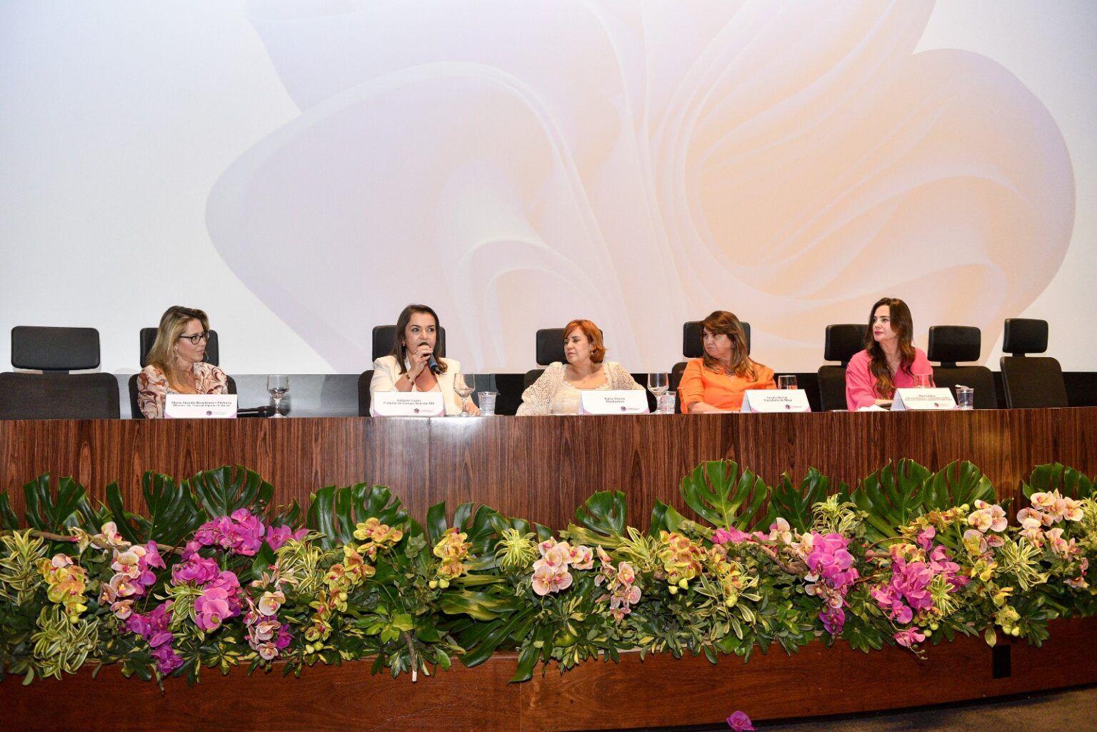 Congresso Nacional de Mulheres Impulsiona Debate Sobre Posição de Gênero em Espaço de Poder.