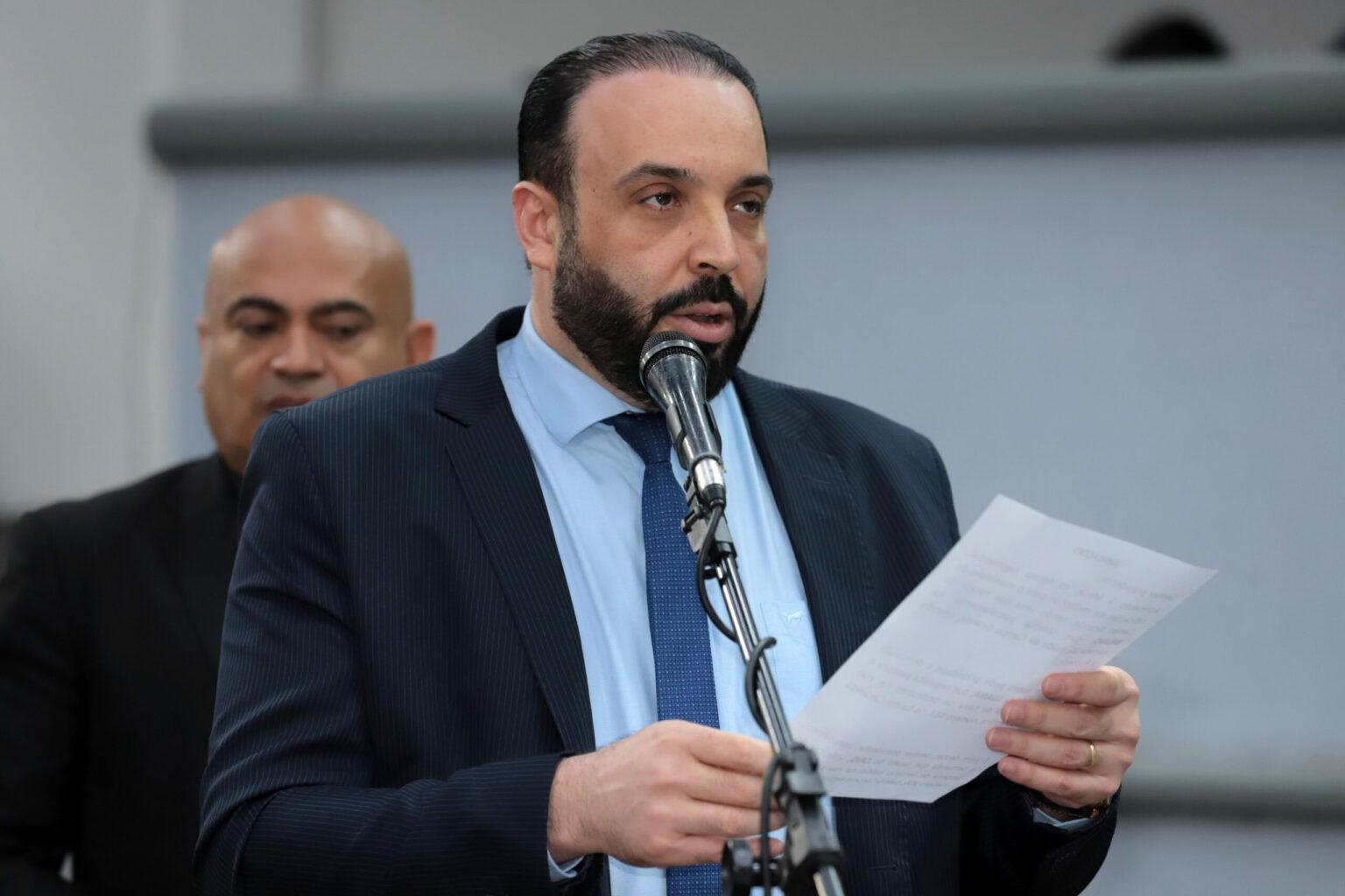 Briga entre professor e coronel vai parar na polícia e eleva tensão entre vereadores da Capital.