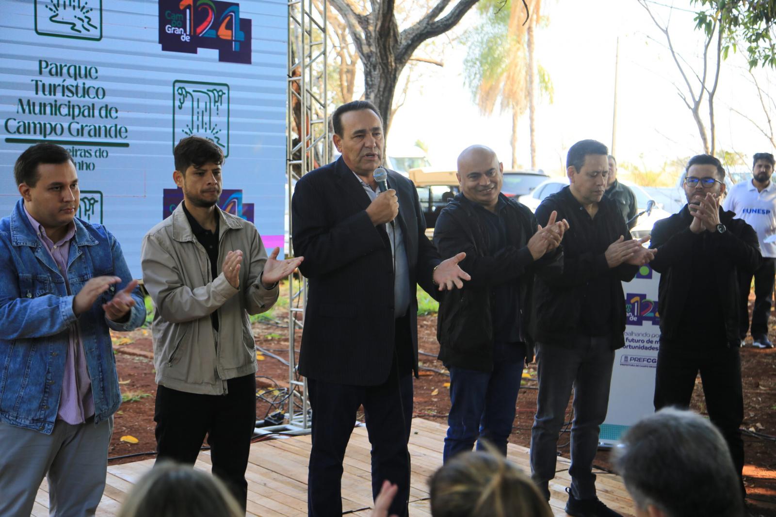Carlão comemora lançamento do Parque Turístico Municipal – Cachoeiras do Céuzinho e destaca Lei de sua autoria para criação do Parque.