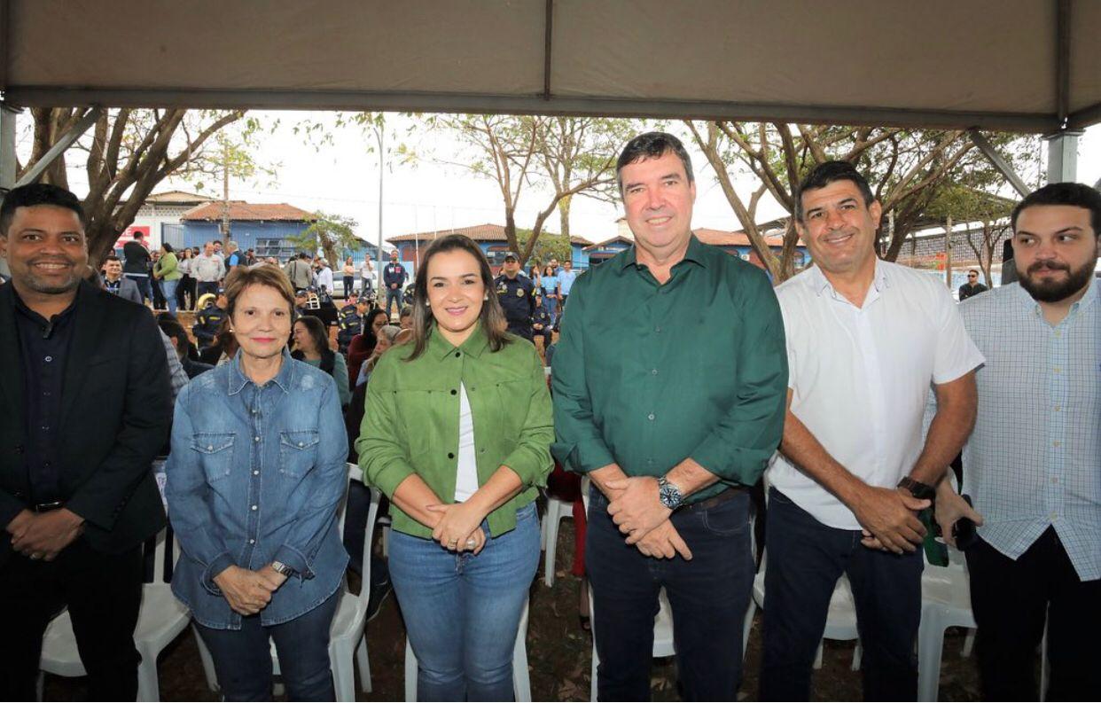 Em nova parceria com o Governo do Estado, a Prefeita Adriane Lopes  lança obras que vão beneficiar mais de 100 mil moradores e fortalecer o turismo.