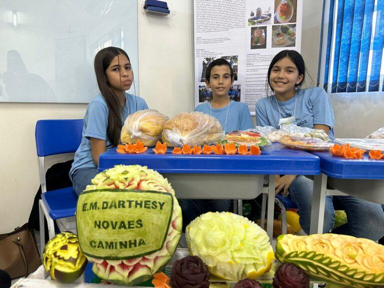 Feira de Ciências da REME reúne 104 projetos de 33 escolas municipais.