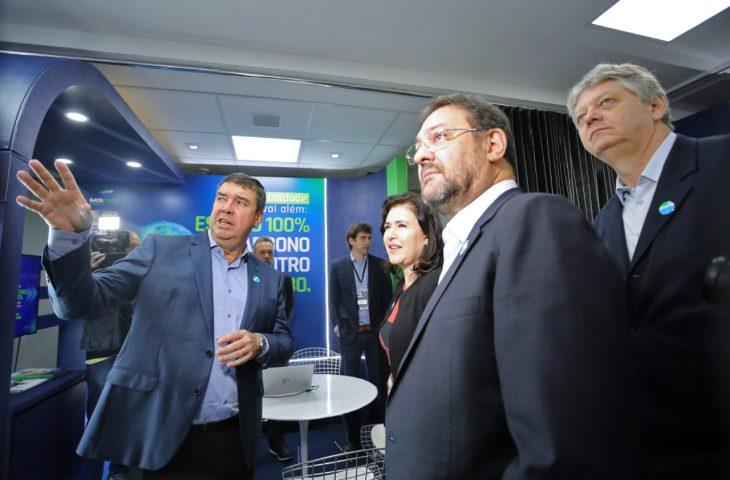 Governador Eduardo Riedel apresenta projetos com R$ 5,5 bilhões de investimentos no MS Day em São Paulo Governador Eduardo Riedel apresenta projetos com R$ 5,5 bilhões de investimentos no MS Day em São Paulo