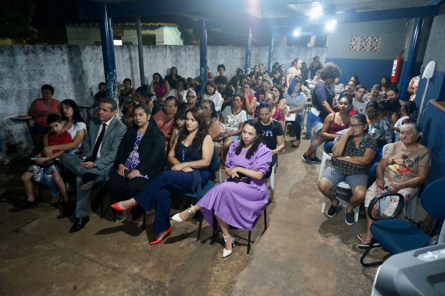 Prefeitura realiza palestra de Empoderamento Feminino e Prevenção à Violência Doméstica.