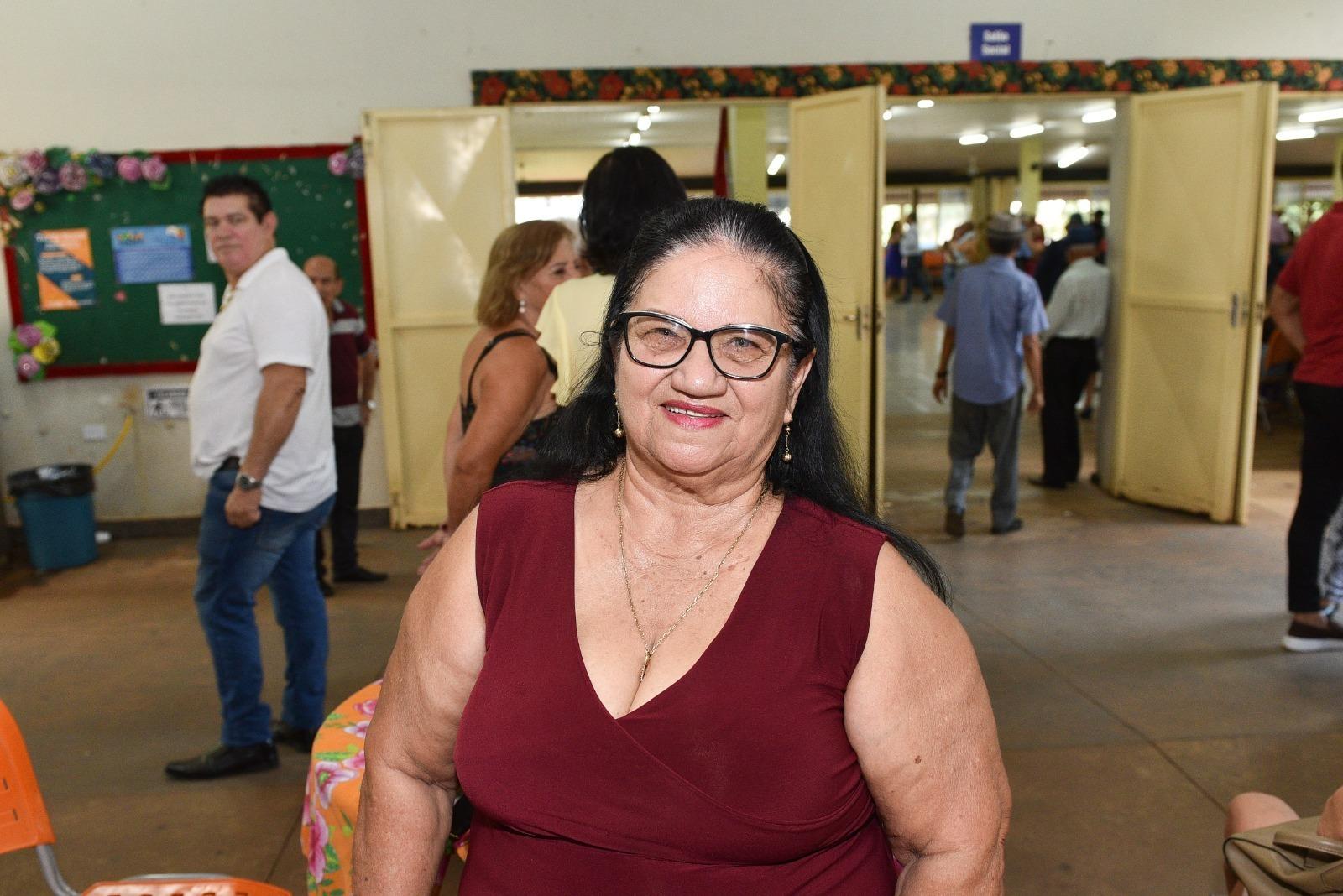 Prefeitura lança programa de alfabetização direcionado à população idosa.