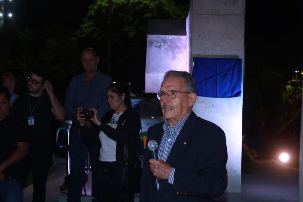 Prefeita Adriane Lopes inaugura Monumento Rila que dá destaque a corredor que ligará Brasil ao Chile.