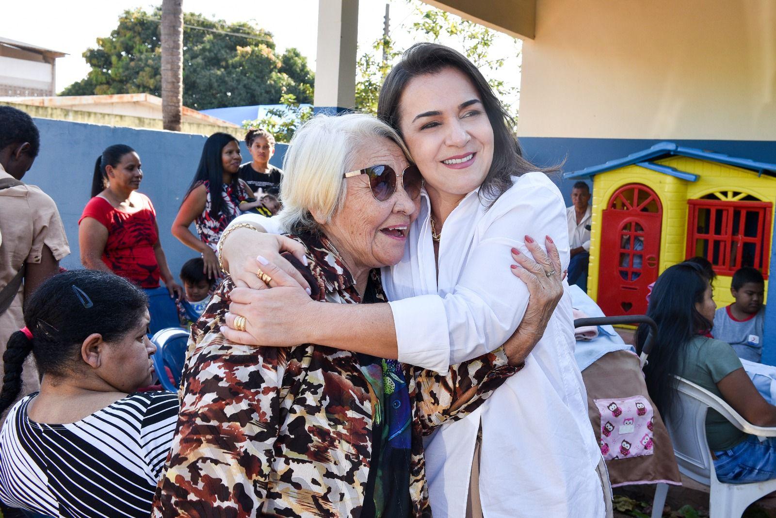 Pesquisa Ranking mostra crescimento na aprovação da gestão da prefeita Adriane Lopes .