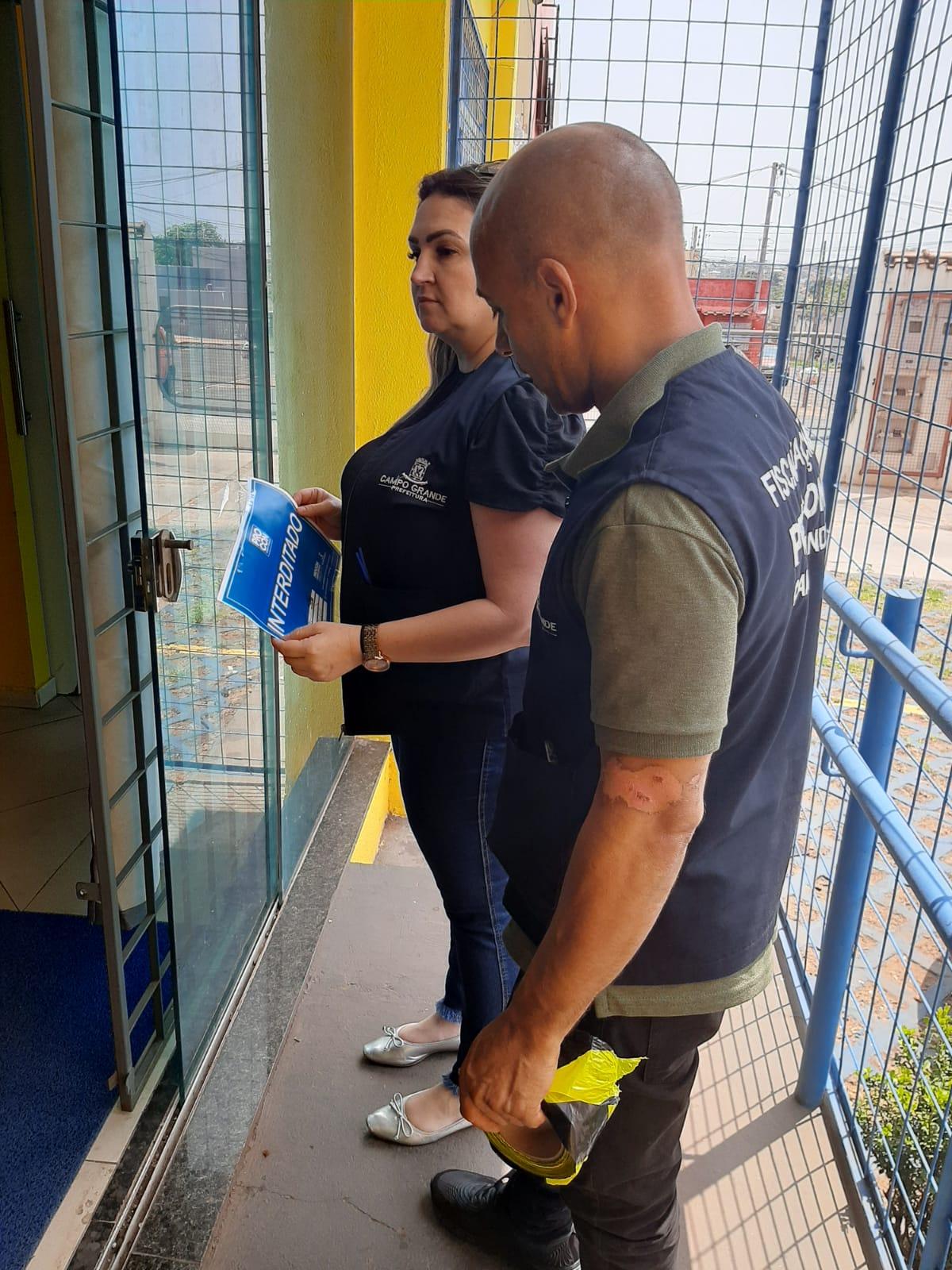 Procon interdita estabelecimento que atendia como correspondente financeiro sem autorização do Banco Central.