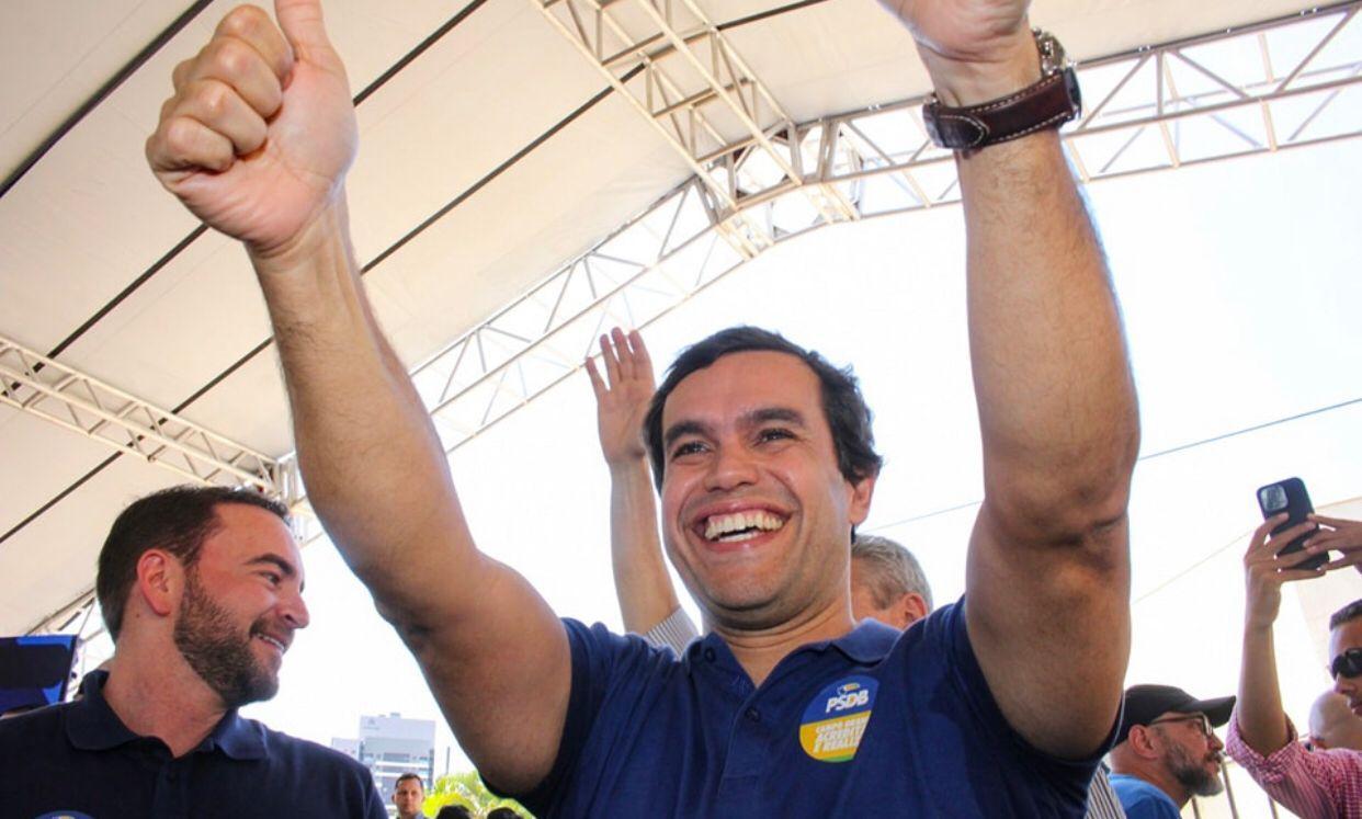 Pré-candidato, Beto Pereira é o nome mais forte do partido PSDB, ele vem com apoio do Governador Eduardo Riedel e do Ex Governador Reinaldo Azambuja