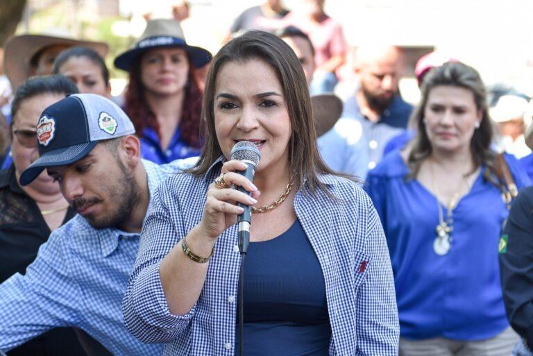 Cavalgada movimenta Afonso Pena e mostra como o CLC une famílias.