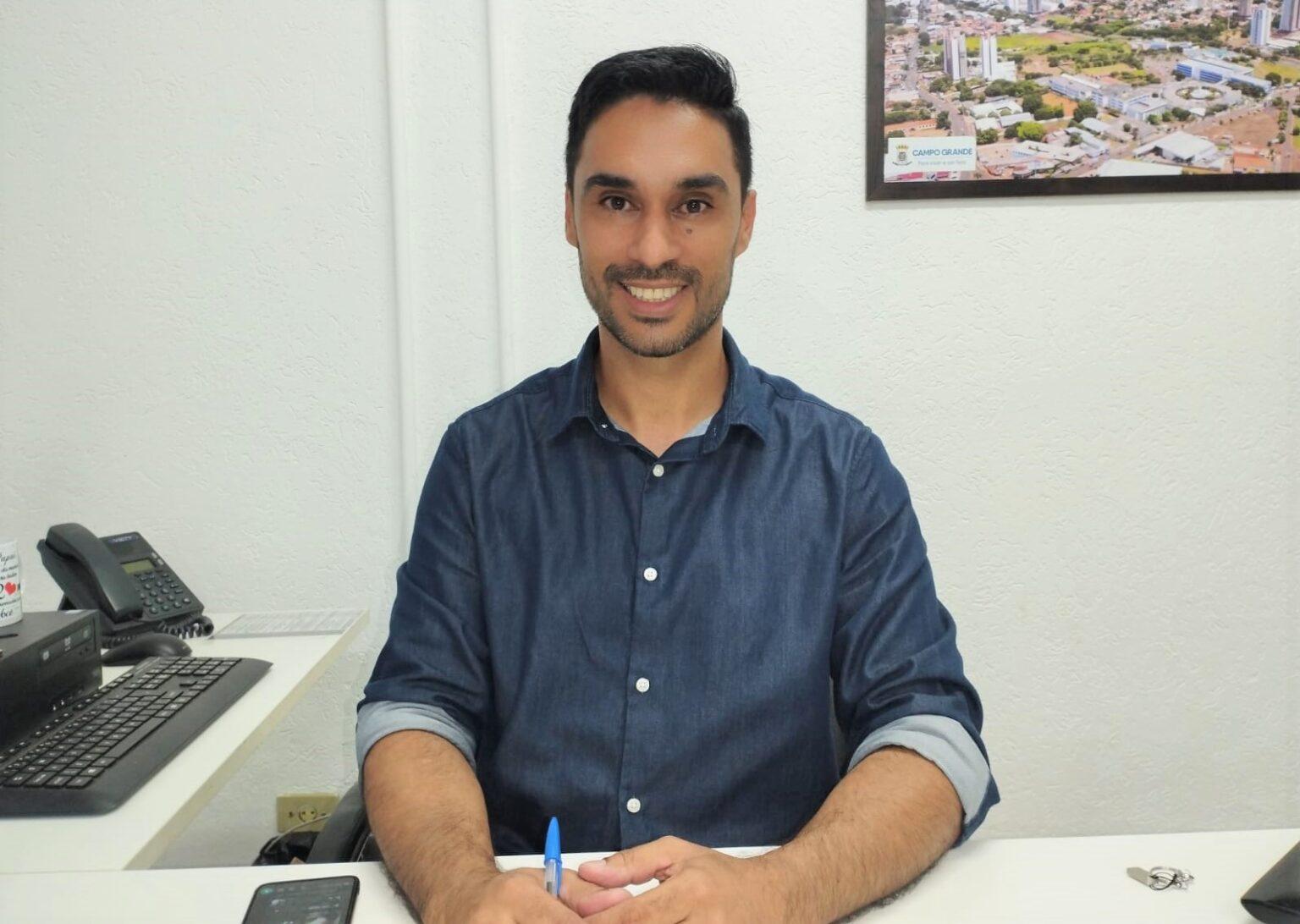 Educador Físico Maicon Luis Mommad assume comando da Fundação Municipal de Esportes.