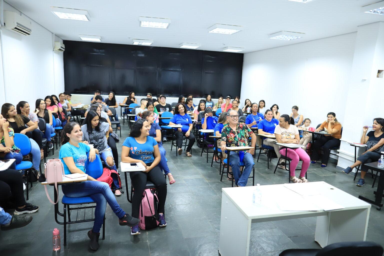 Prefeitura abre inscrição para curso de Manicure e Pedicure, Google Empresas, Domine o Instagram e o Tik Tok e Logísitca.