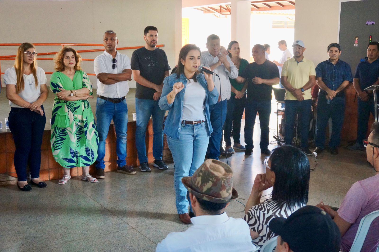 Prefeitura inicia primeira etapa da pavimentação e drenagem no Jardim Noroeste, atendendo antiga reivindicação dos moradores.