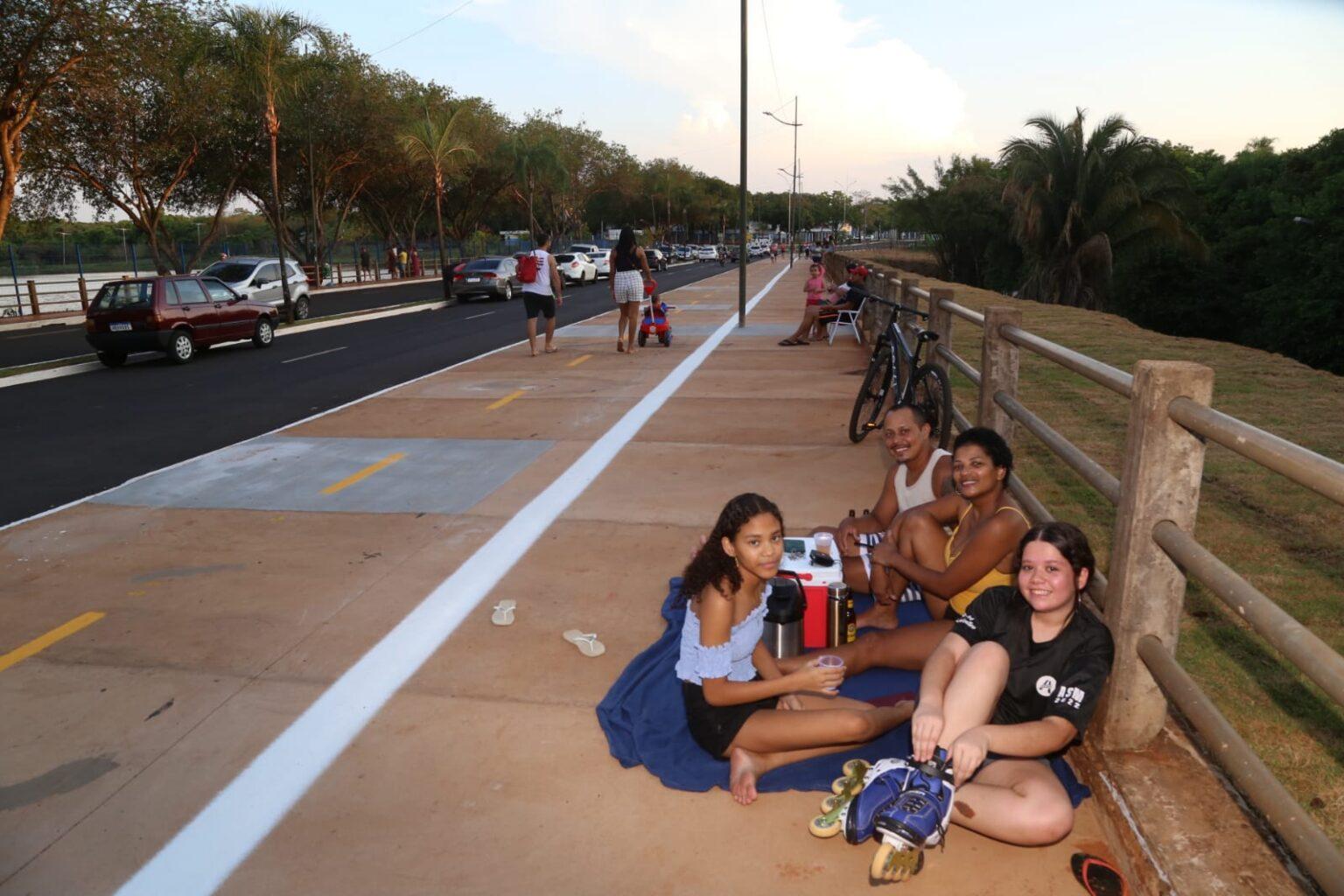 Com a obra na Avenida Filinto Muller concluída, Lago do Amor volta a ser espaço de lazer e integração das famílias.