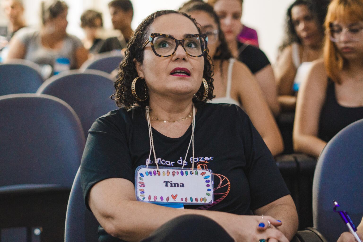 Alunos de escola da Reme aprendem libras em projeto que ensina sobre diferenças.