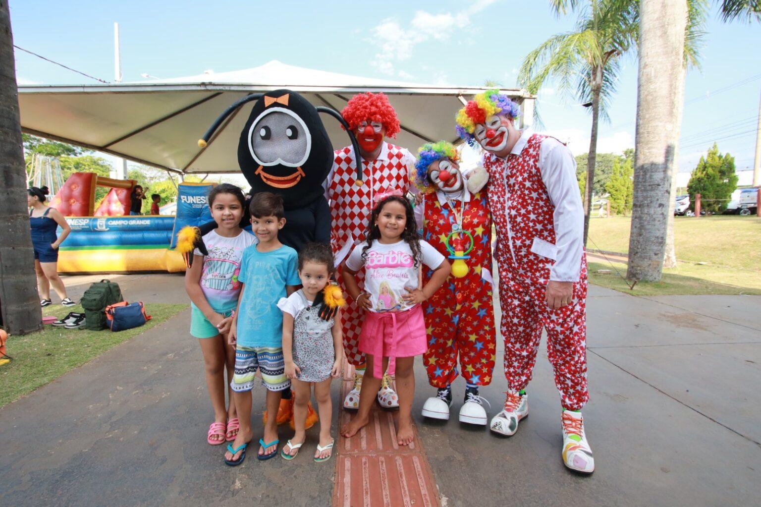 Milhares de famílias se preparam para um feriadão divertido na Vila Morena em Campo Grande. Milhares de famílias se preparam para um feriadão divertido na Vila Morena em Campo Grande.