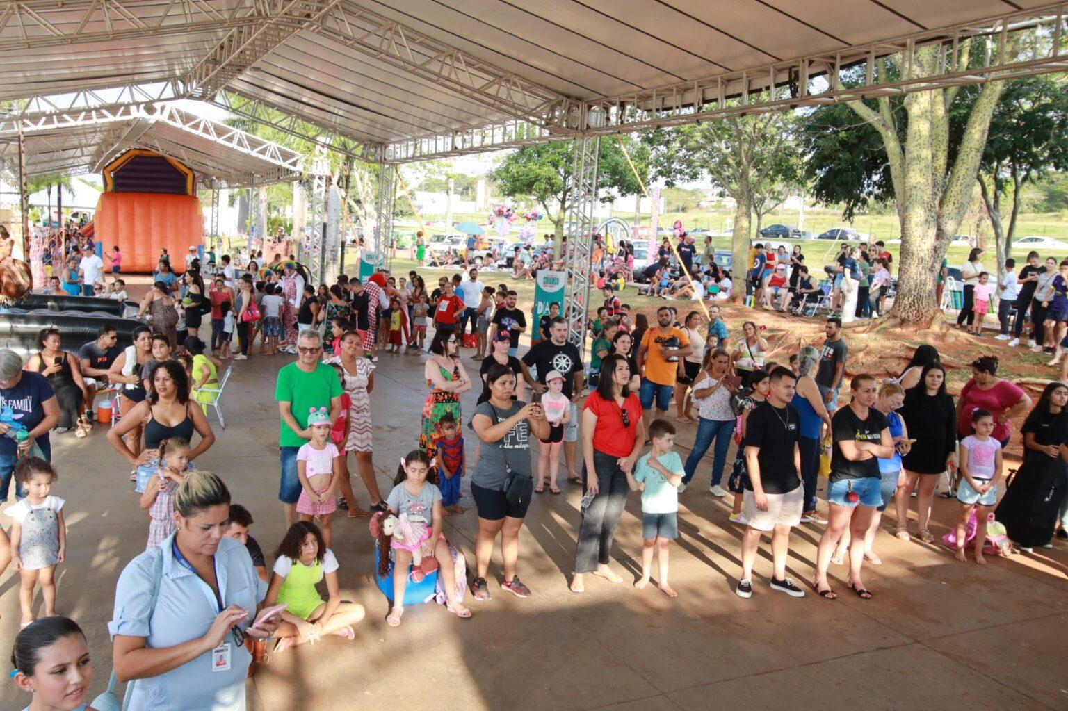 Milhares de famílias se preparam para um feriadão divertido na Vila Morena em Campo Grande. Milhares de famílias se preparam para um feriadão divertido na Vila Morena em Campo Grande.