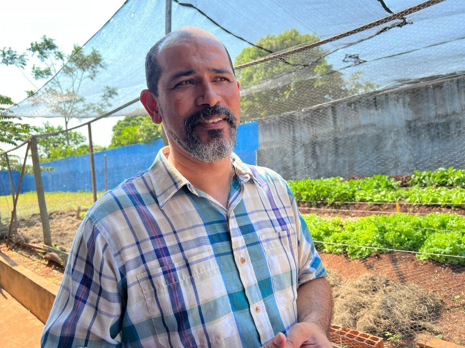 Alunos da E.M Professor Aldo de Queiroz realizam colheita de mais uma horta comunitária do Projeto FAC Sustentável. Alunos da E.M Professor Aldo de Queiroz realizam colheita de mais uma horta comunitária do Projeto FAC Sustentável.