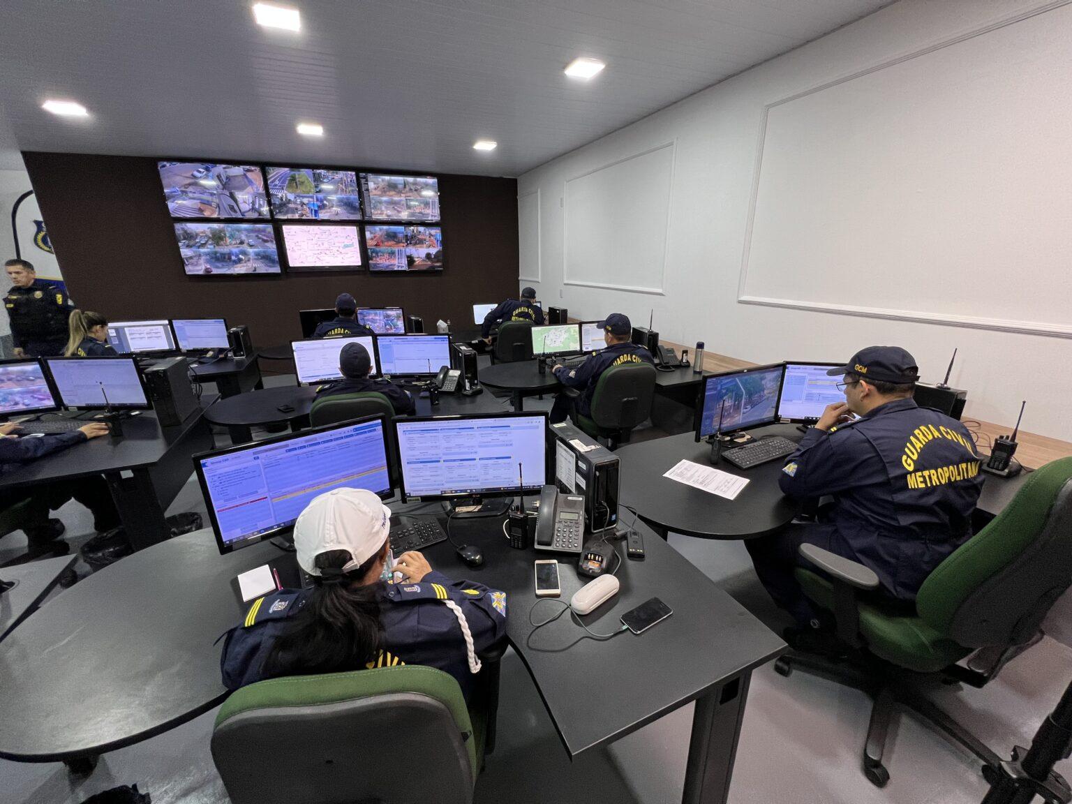 Prefeitura de Campo Grande investe na Segurança Pública e melhora resultados com câmeras de videomonitoramento e reforço nas rondas escolares. Prefeitura de Campo Grande investe na Segurança Pública e melhora resultados com câmeras de videomonitoramento e reforço nas rondas escolares.