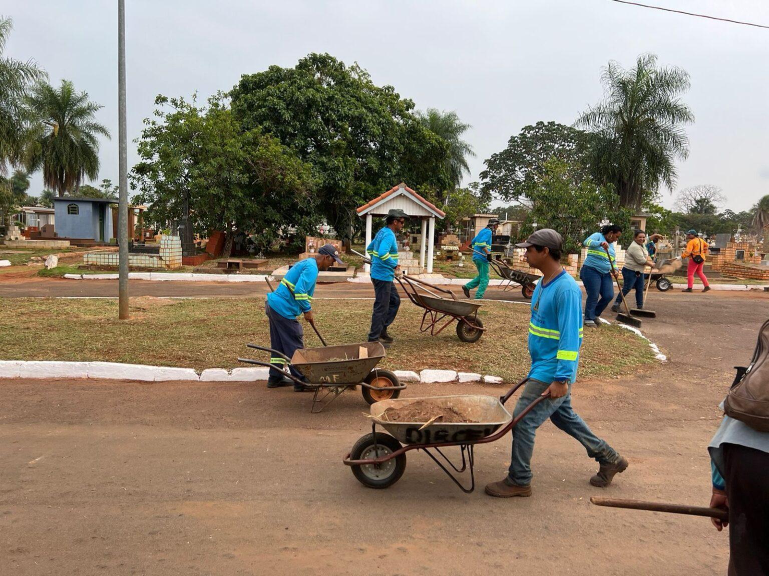 Prefeitura prepara cemitérios municipais para receber mais de 30 mil visitantes no Dia de Finados. Prefeitura prepara cemitérios municipais para receber mais de 30 mil visitantes no Dia de Finados.