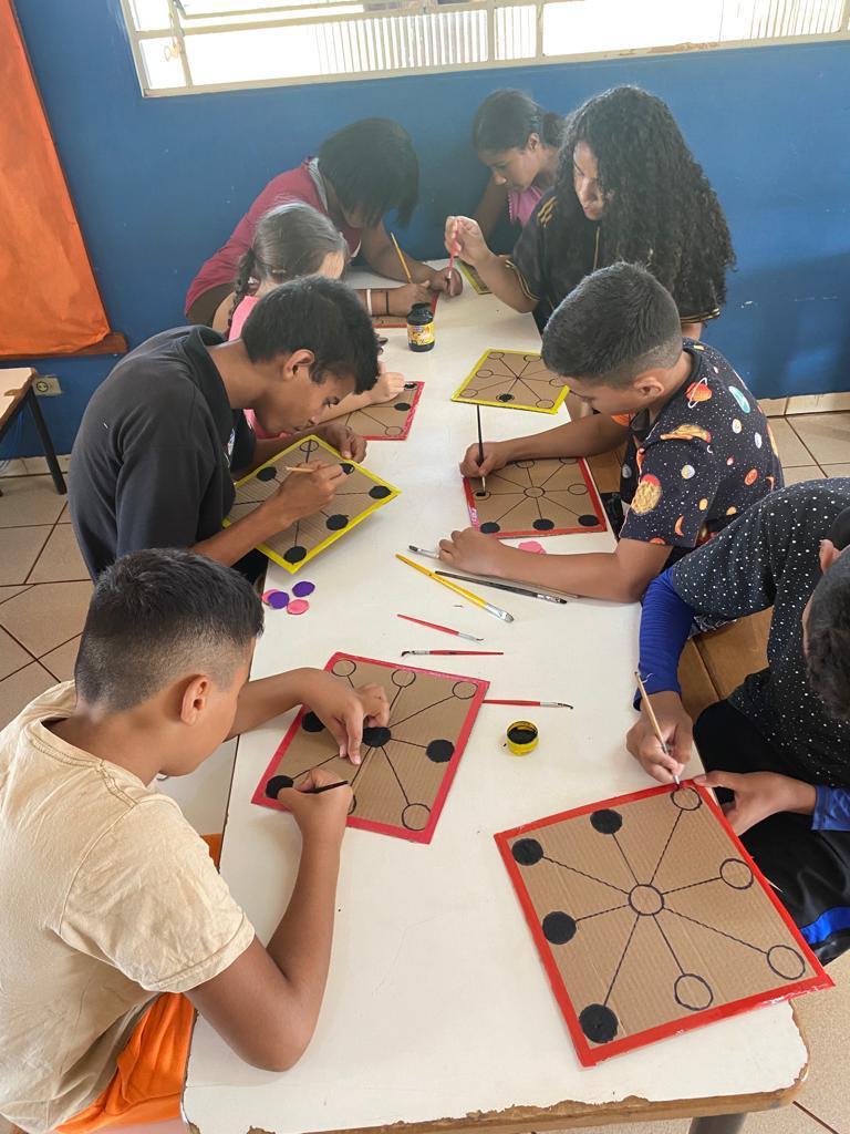 CC Itamaracá resgata brincadeiras antigas e promove a conscientização ambiental.