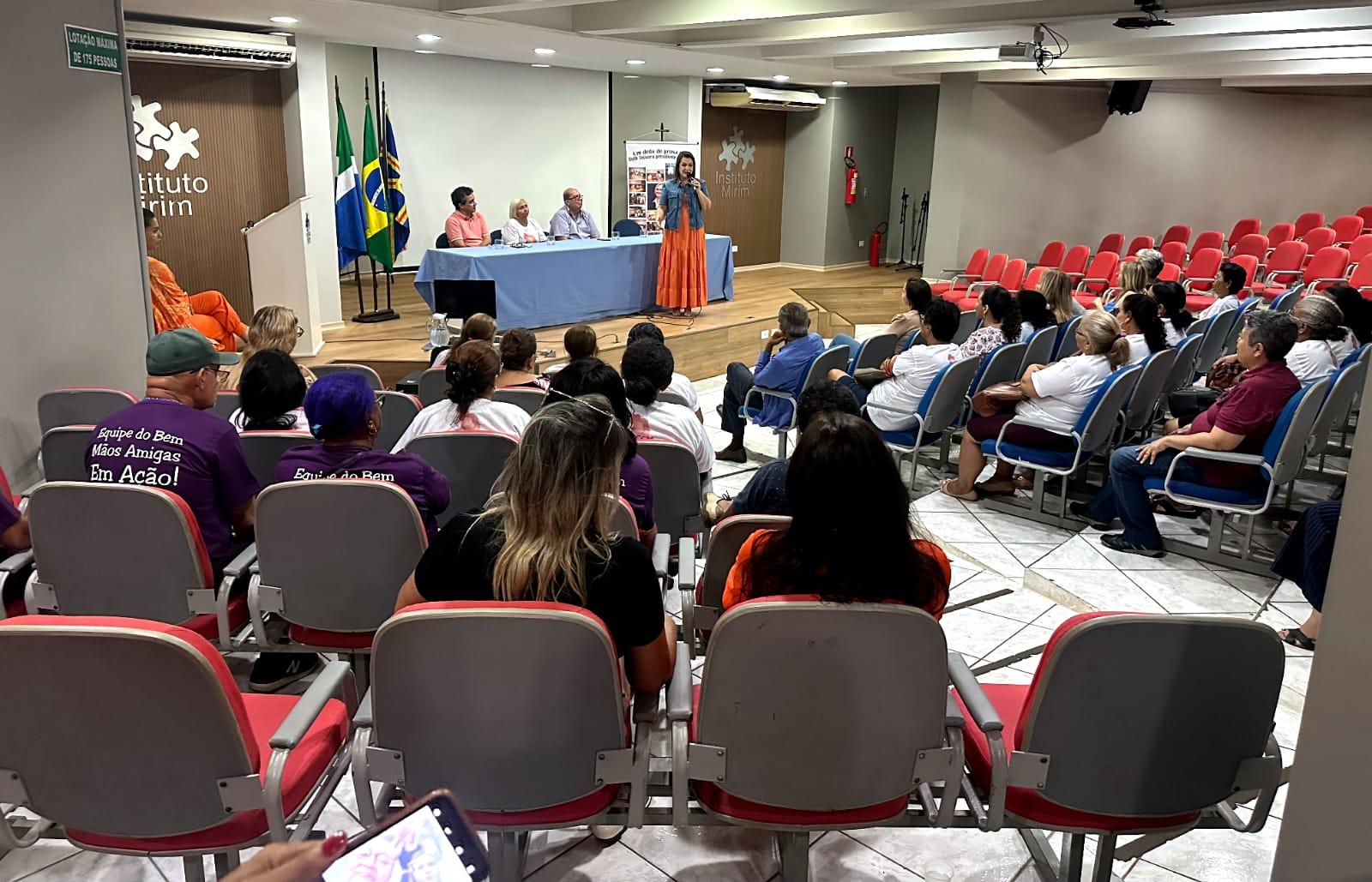 Prefeita Adriane Lopes destaca papel fundamental dos Clubes de Mães e Associações durante Congresso Estadual