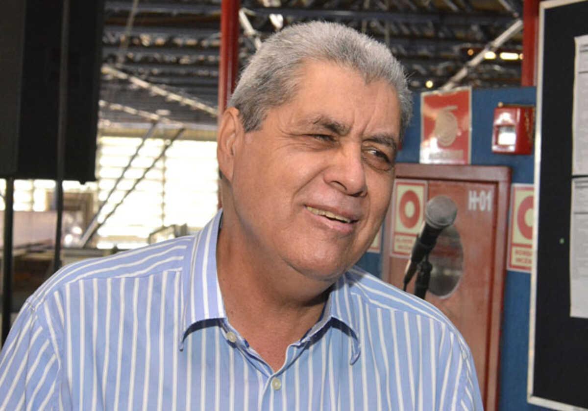 Aberta temporada de políticos indo "onde o povo está" Aberta temporada de políticos indo