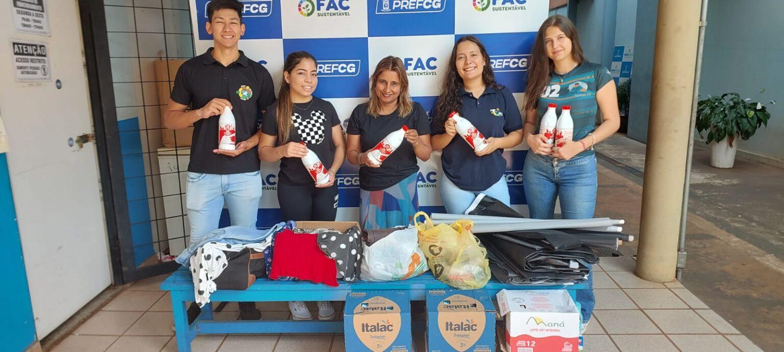 Após campanha solidária, alunos do curso de química da UFMS fazem doação ao FAC.