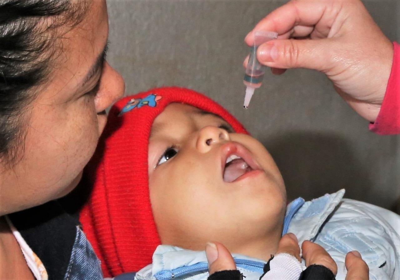 Menos de 60% das crianças menores de um ano estão com caderneta de vacinação em dia.