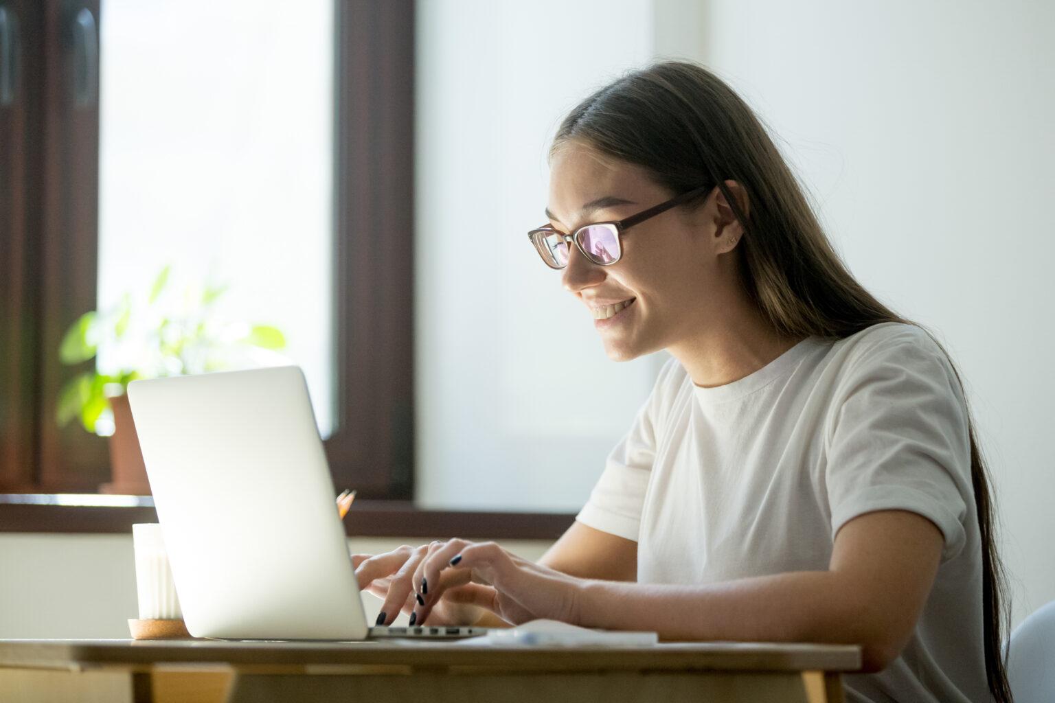 Parceria entre Prefeitura e Universidade garante 200 vagas em cursos livres com 100% de bolsa.