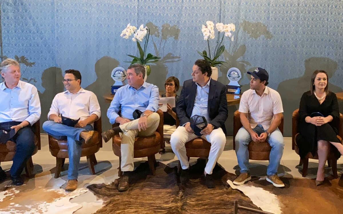 Paulo Matos toma posse da nova diretoria da Associação dos Criadores de Nelore de Mato Grosso do Sul.