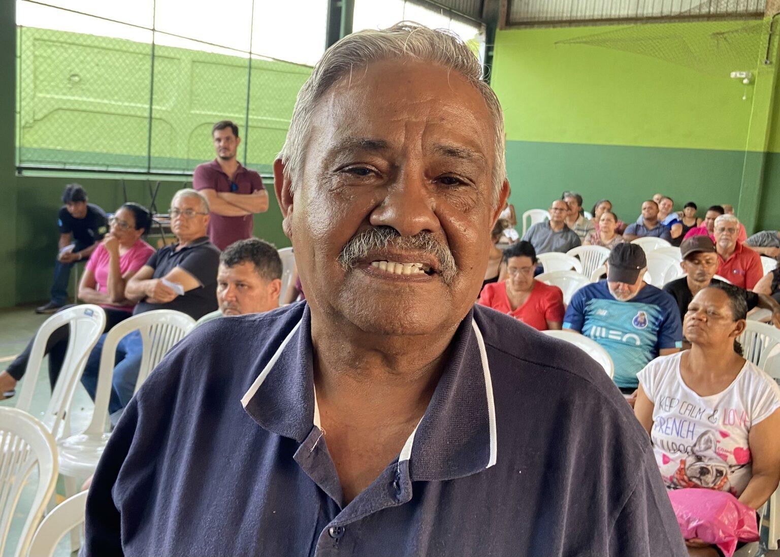 Prefeitura entrega mais de 300 certidões de regularização fundiária para famílias no Aero Rancho. Prefeitura entrega mais de 300 certidões de regularização fundiária para famílias no Aero Rancho.