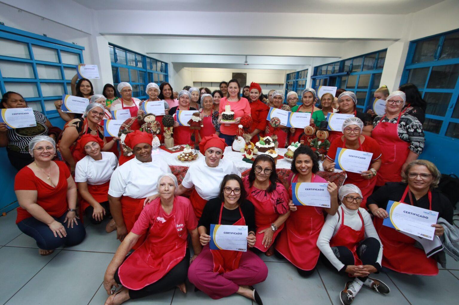 Maratona de natal do FAC vai certificar mais de 600 pessoas das sete regiões da Capital.