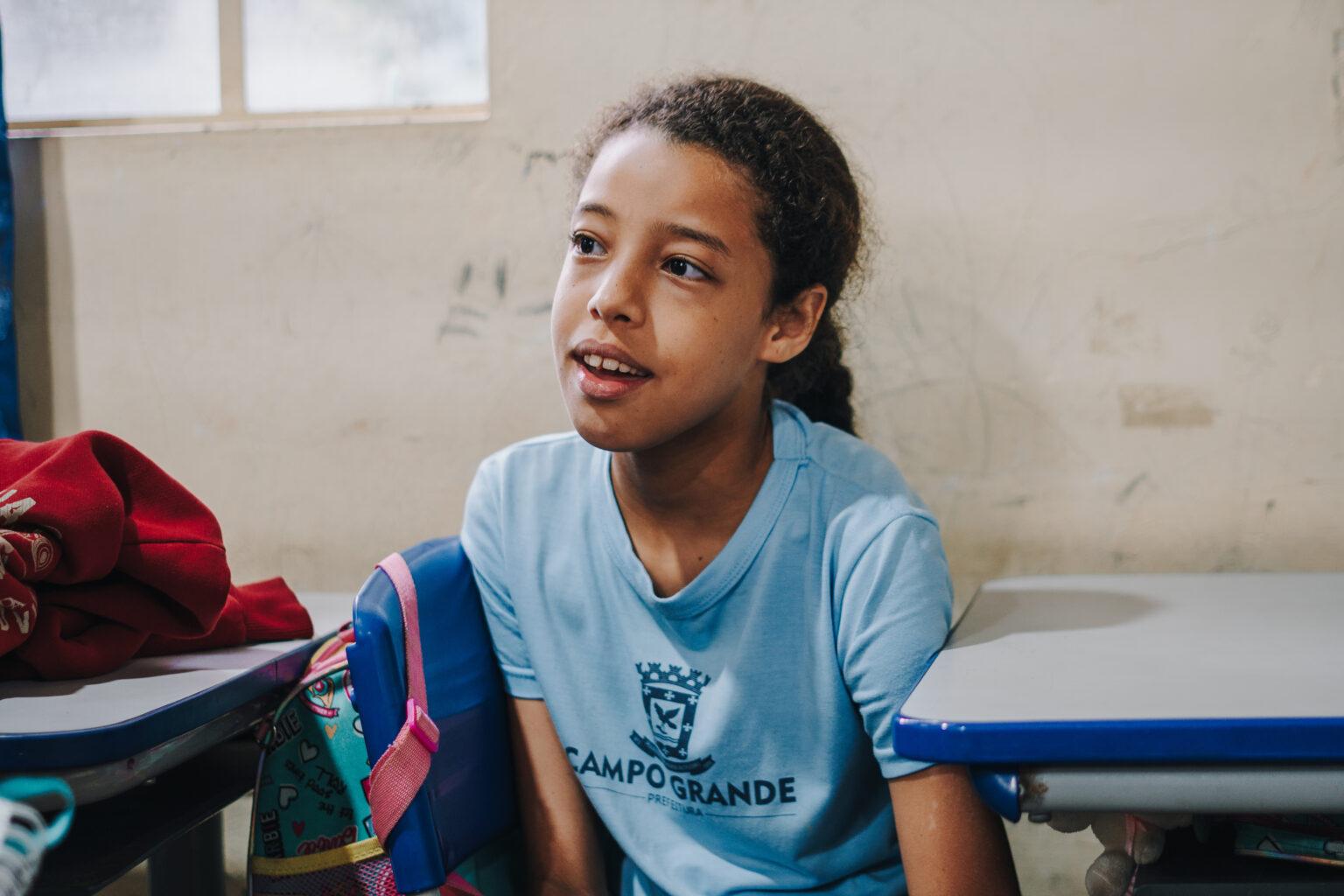 Projeto Aprender Mais na Reme faz aluna que não sabia ler, ser recordista de livros na biblioteca.