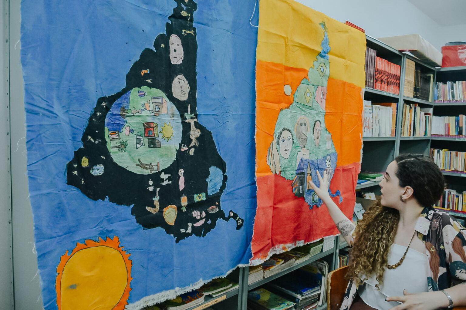 Com objetos recicláveis, alunos da Reme criam brinquedos em projeto sobre a América Latina.